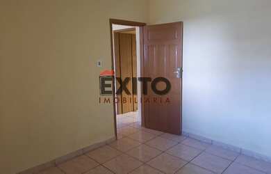 Imagem 4: CENTRO - 02 DORM. SALA DE JANTAR, GARAGEM PARA 02 CARROS, LOCALIZAÇÃO PRIVILEGIADA