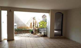 Imagem 2: Casa com 4 dormitórios, 180 m² - venda por R$ 900.000 ou aluguel por R$ 3.000/mês - Centro