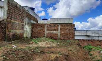 Imagem 4: Terreno próximo a UPE