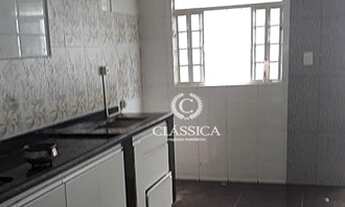 Imagem 6: Casa principal e 02 casas auxiliares, bairro Xangrilá, Contagem/MG