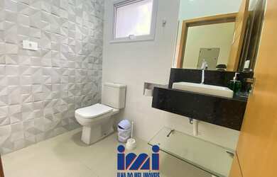 Imagem 4: Sobrado para venda possui 260 metros quadrados com 3 quartos em Atami - Pontal do Paraná