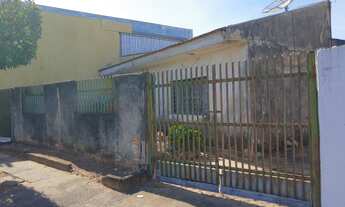 Imagem 5: Casa em rua Comercial