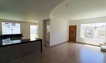 Imagem 2: Vendo linda casa com piscina, 03 quartos sendo 1 suíte em Lagoa Santa