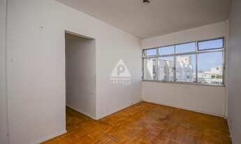 Imagem: OPORTUNIDADE EM FRENTE AO METRÔ ARCOVERDE!