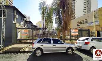 Imagem 2: Terreno (terreno normal) , cozinha planejada