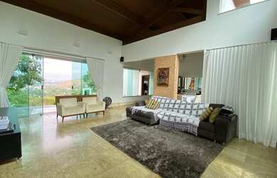 Imagem 5: Casa de condomínio para venda com 2500 metros quadrados com 4 quartos