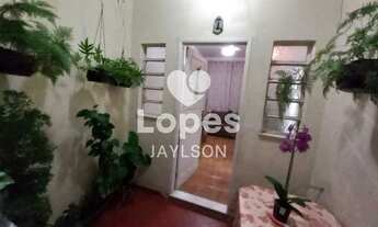 Imagem: Rio de Janeiro - Casa Padrão - Vicente