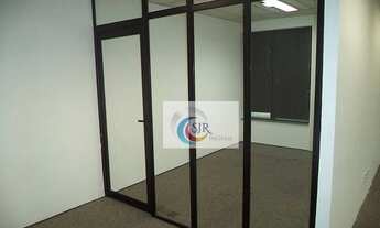 Imagem 5: Sala comercial de 176,94 m² pronto com 6 salas, todas com carpete, portas de vidro, ar con