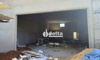 Imagem 2: Galpão para alugar, 210 m² por R$ 12.000,00/mês - Jardim Patrícia - Uberlândia/MG