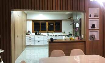 Imagem 4: Casa com 3 Suítes e piscina aquecida à venda, 320 m² por R$ 2.000.000