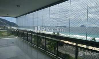 Imagem: Vista mar. Apartamento com varanda, 4 quartos