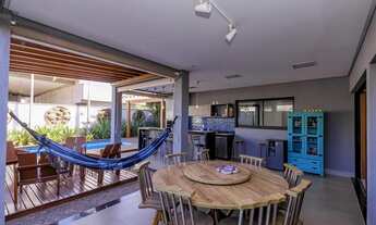 Imagem 5: Sobrado possui 406m² com 3 suítes plenas em Residencial Portal do Sol Green - Goiânia - GO