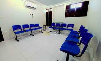 Imagem 2: Excelente imóvel para fins comerciais com ótima localização. 6 salas, lavabo com acessibil