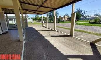 Imagem 7: Ótima casa geminada de esquina a poucos metros do mar ! REF: M 1012