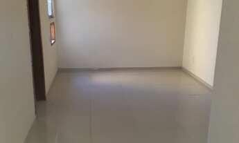 Imagem 3: Madureira, serve residência e comércio 2 qtos , garagem