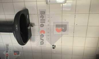 Imagem 4: Sala comercial com 54m², banheiro, ótima localização