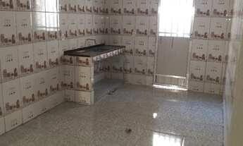 Imagem 5: Madureira, serve residência e comércio 2 qtos , garagem