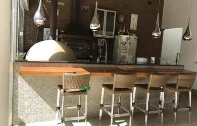 Imagem 2: UBERLâNDIA - Casa Padrão - Jardim Karaíba