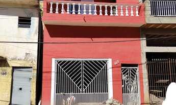 Imagem: Sobrado com 3 casas para renda em Santana