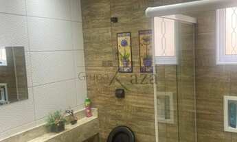 Imagem 6: Lindíssima Casa - Centro - Jacareí - 200m² - 4 Dormitórios/1 Suíte