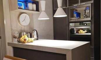 Imagem 3: Pátio finamente decorado com 2 suites 1 vaga