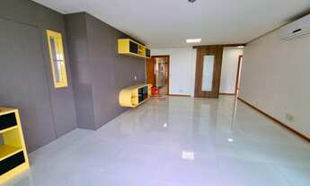 Imagem 2: Ilha Bella, 153m², Apartamento 3 suítes, Semimobiliado, Visão Espetacular Rio, Alto Padrão