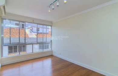 Imagem 5: Apartamento para venda tem 105 metros quadrados com 3 quartos em São João - Porto Alegre