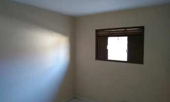 Imagem 6: Alugo Kitnet na Moêma Tinôco ZN com 1/4 e garagem R$380,00 reais Não paga água