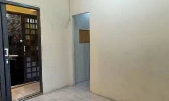 Imagem 2: 3 Casas residenciais mais área não residencial - Cachambi (Frente de Rua