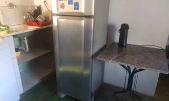 Imagem: Alugo quarto com mobília