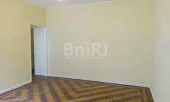 Imagem 2: TIJUCA - Ótimo apto 2 quartos - 70 m²