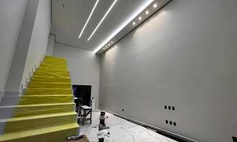 Imagem 3: Casa Duplex no Morada dos Passaros 04 suítes sendo uma master com closet e varanda