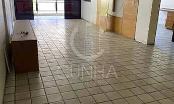 Imagem 7: Apartamento para venda possui 230 metros quadrados com 4 quartos em Ponta Verde - Maceió