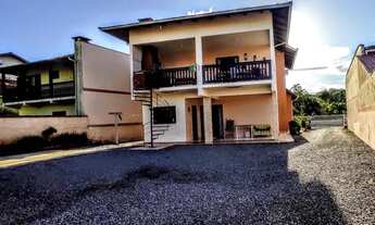 Imagem: Aluga se sobrado na rua Copacabana comercial/residêncial