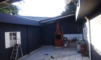 Imagem: Alugo casa de fundos no bairro cidade alta