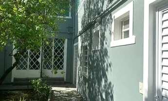 Imagem 3: Sobrado para aluguel possui 320 metros quadrados com 10 quartos