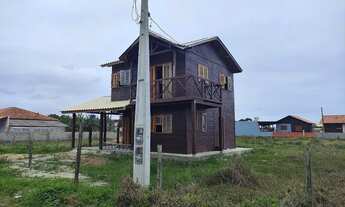 Imagem 4: Sobrado com 105 m² com sala cozinha , 03 quartos, 2 banheiros completos um por andar , 01