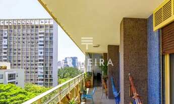 Imagem 5: Imóvel de 370m², com 4 dormitórios