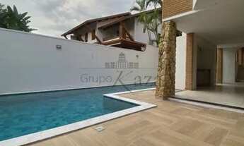 Imagem 3: Casa Condomínio - Jardim das Colinas - 540m² - 4 Dormitórios