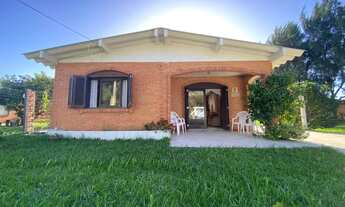 Imagem: Elegance Imóveis Belíssima casa térrea