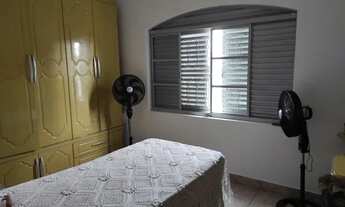 Imagem: Casa de lote inteiro