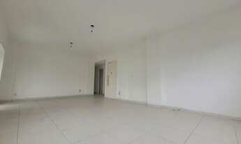 Imagem 2: LRI2109- Apartamento para venda tem 155 metros quadrados com 3 quartos na Freguesia/RJ