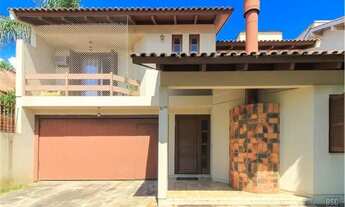 Imagem: Casa com 3 Dormitorio(s) localizado(a) no