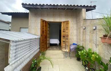 Imagem 4: Sobrado no Taboão da Serra para aluguel possui 81 metros quadrados com 2 quartos