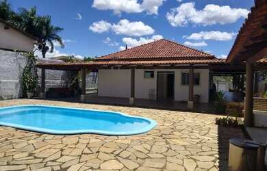 Imagem 2: Excelente Casa! 800m2, 04 Quartos, 2 Suítes, Piscina, Rua 04, Vicente Pires