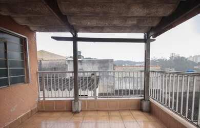 Imagem 2: Sobrado para venda tem 234 metros quadrados com 4 quartos em Lauzane Paulista - São Paulo