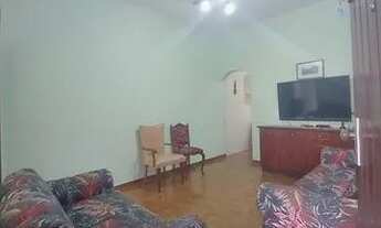 Imagem 2: Casa térrea, mobiliada, com 2 dormitórios, 3 vagas de garagem, boa localização, bairro Gui