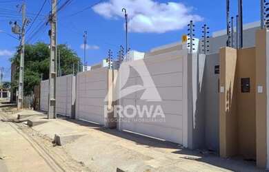 Imagem 2: Casa com dois quartos à venda no Pedro Raimundo