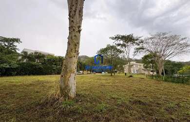 Imagem 6: Casa de condomínio para venda possui 1750 metros quadrados