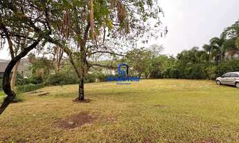 Imagem 2: Casa de condomínio para venda possui 1750 metros quadrados